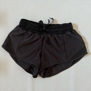 Lulu Lemon shorts barely worn size 2